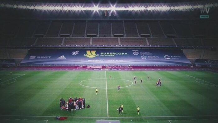 برشلونة