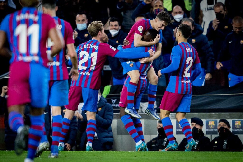 برشلونة