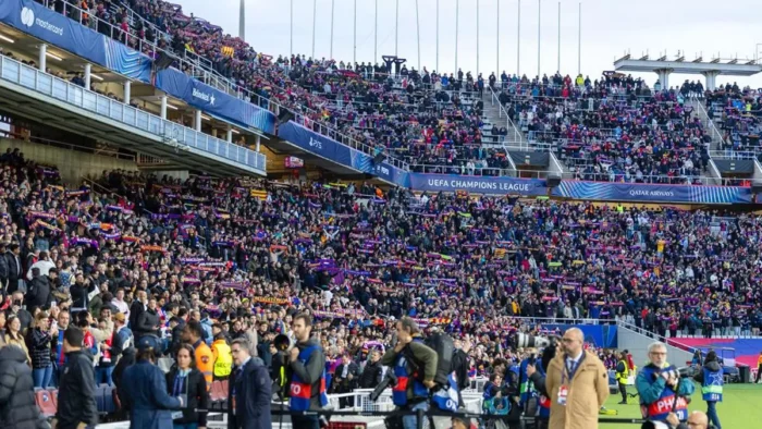 جماهير برشلونة في مونتجويك