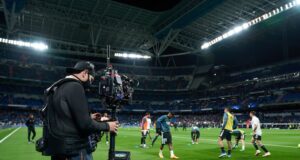 في برشلونة… الأمن والبث يتسابقان لكسب كلاسيكو الخطر 3
