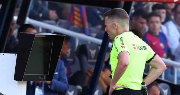 تقنية الفيديو تغيّر المعادلة… فكيف خرج برشلونة رابحاً؟ 1