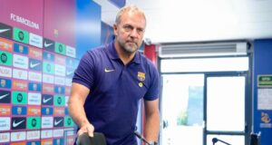 مدرب برشلونة هانسي فليك في المؤتمر الصحفي بالمدينة الرياضية قبل مواجهة ليفانتي