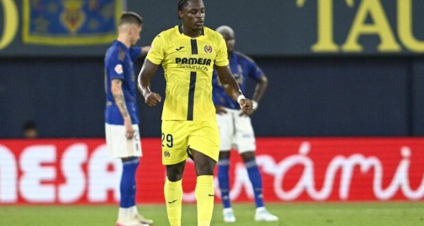 إيتا إيونغ مهاجم فياريال الشاب المطلوب في برشلونة