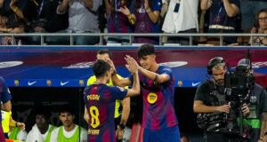 مباراة كرة قدم EA Sports League على ملعب يوهان كرويف، نادي برشلونة، نادي فالنسيا، بيدري مارك بيرنال
