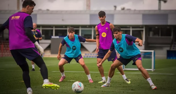 تدريبات برشلونة مع جيرارد مارتن و تشيزني