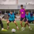 تدريبات برشلونة مع جيرارد مارتن و تشيزني