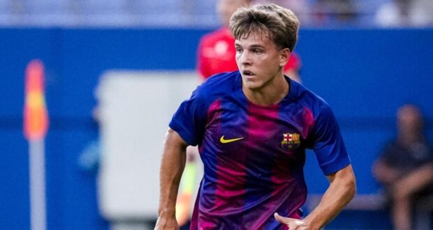 مباراة كرة قدم ودية بين برشلونة وأتلتيكو مدريد.