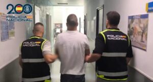 جماهير برشلونة رهن الإعتقال 1