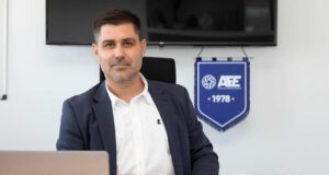 ديفيد أجانزو، رئيس اتحاد عمال البناء الأمريكيين