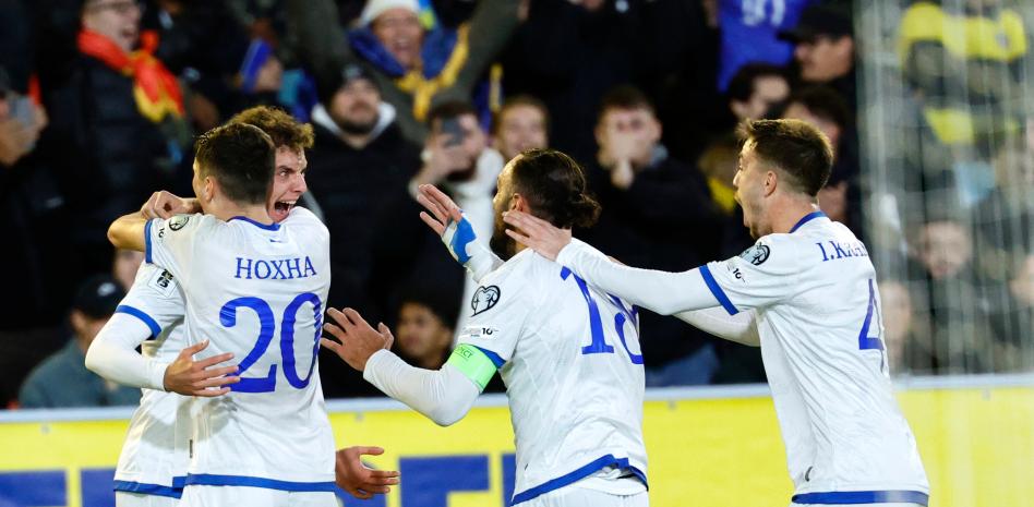 فيسنيك أسلاني