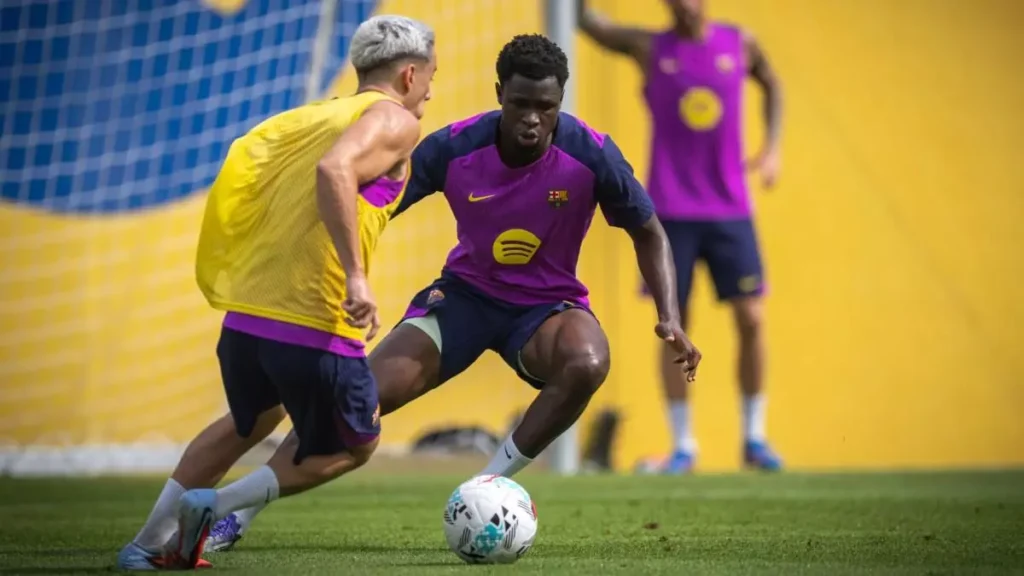 لاندري وجافي في فترة ما قبل الموسم