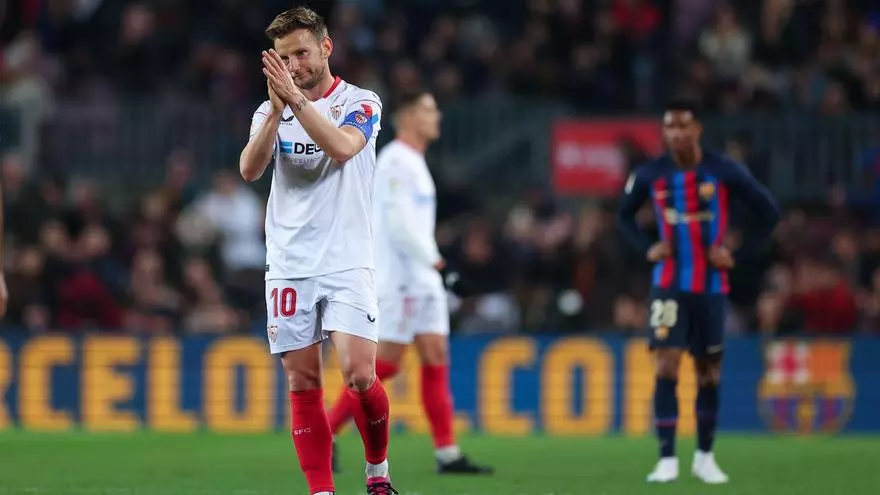 راكيتيتش، الذي هتف له الجميع في زيارته الأخيرة إلى ملعب كامب نو.