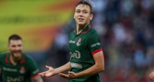 باتراكوف، هداف روسيا الشاب الذي يجذب برشلونة