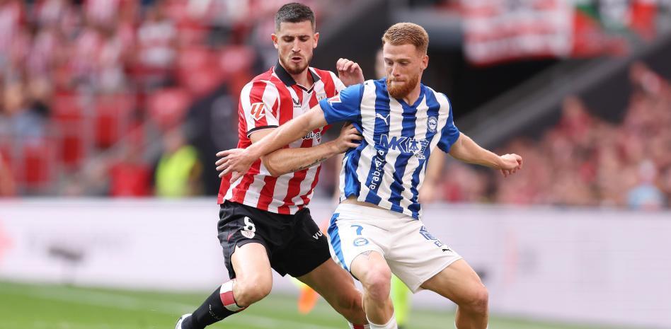 من المقرر أن يعود أويهان سانسيت إلى كامب نو بعد غيابه عن مباراتين بسبب الإصابة العضلية التي تعرض لها في أنويتا