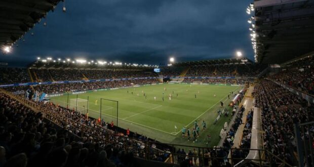 ملعب جان بريدل الخاص بنادي كلوب بروج، هو المكان الذي سيستضيف مباراة الليلة ضد برشلونة