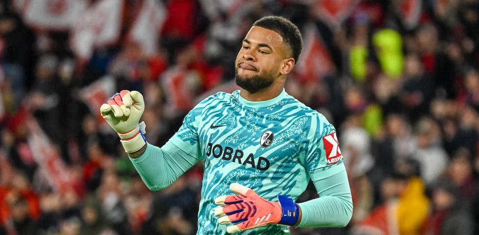 تم استدعاء نوح أتوبولو إلى المنتخب الوطني الألماني