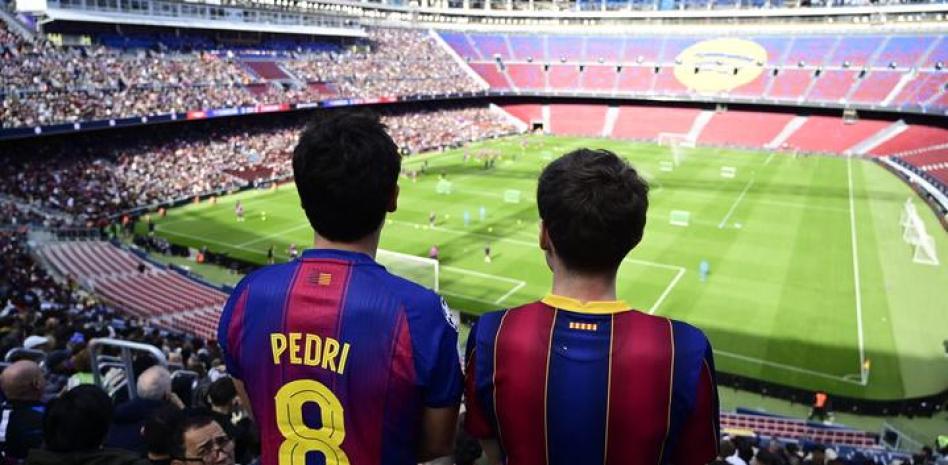 استمتع مشجعو برشلونة بالفعل ببث Spotify على ملعب كامب نو خلال جلسة تدريبية مفتوحة يوم الجمعة الماضي 7 نوفمبر.