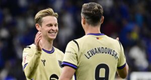 روبرت ليفاندوفسكي و فرينكي دي يونغ