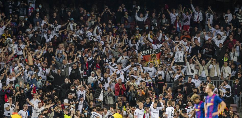 برشلونة يرفع حالة الطوارئ لمنع مهزلة جديدة في كامب نو 1 كامب نو