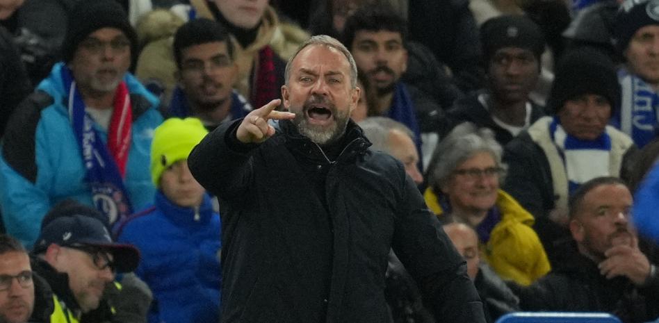 ورغم الخسارة 3-0 أمام تشيلسي، أراد هانسي فليك تقديم تحليل بناء.