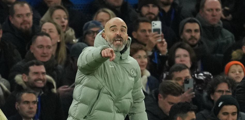 سلط إنزو ماريسكا الضوء على أداء فريقه ضد نادي برشلونة في ستامفورد بريدج