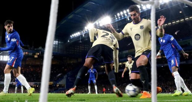 فيران توريس و كوندي , ورغم أنه قد لا يبدو كذلك، إلا أنه كان هدفًا لتشيلسي، 1-0