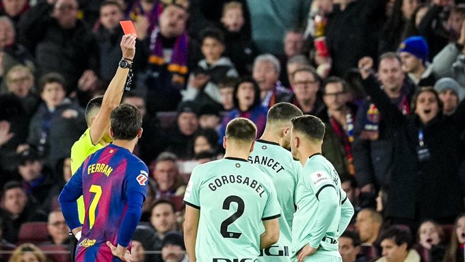 طرد بيلباو ضد برشلونة