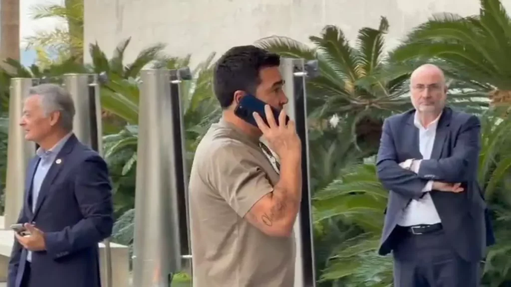 ديكو يلتقي مينديز في برشلونة