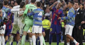 لامين يامال و تيبو كورتوا