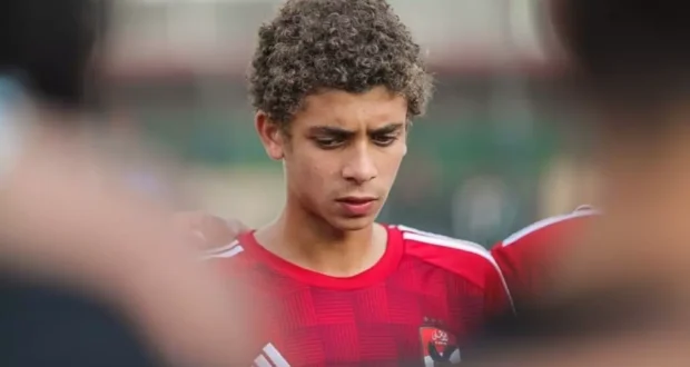 عبد الكريم حمزة، يرتدي قميص نادي الحي