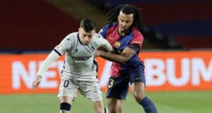 جول كوندي في مباراة ضد أوساسونا