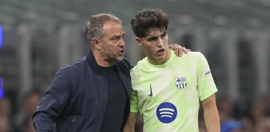 ووجه هانسي فليك كلمات طيبة لكوبارسي قبل المباراة ضد آينتراخت فرانكفورت.