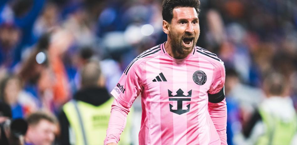 ميسي مهاجم إنتر ميامي الذي يرتبط معه بعقد حتى عام 2028