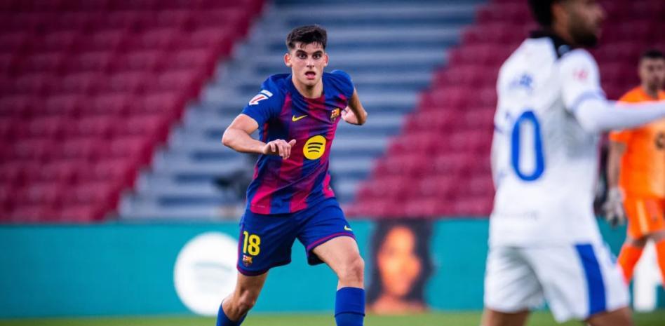 جيرارد مارتن، في مباراة برشلونة ضد ألافيس