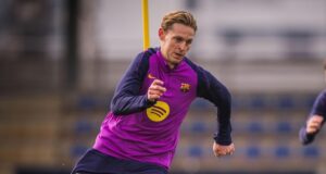 سيغيب فرينكي دي يونغ عن المباراة ضد أتلتيكو.