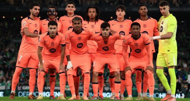 التشكيلة الأساسية لبرشلونة هي الأصغر متوسط ​​أعمارًا منذ 95 عامًا