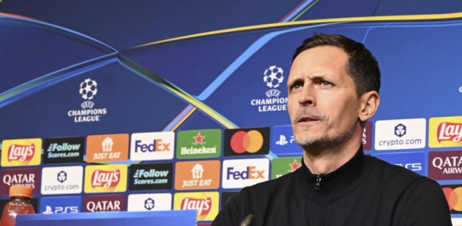 دينو توپمولر