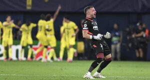 أرناؤو تيناس يكشف أسرارًا عن نادي برشلونة