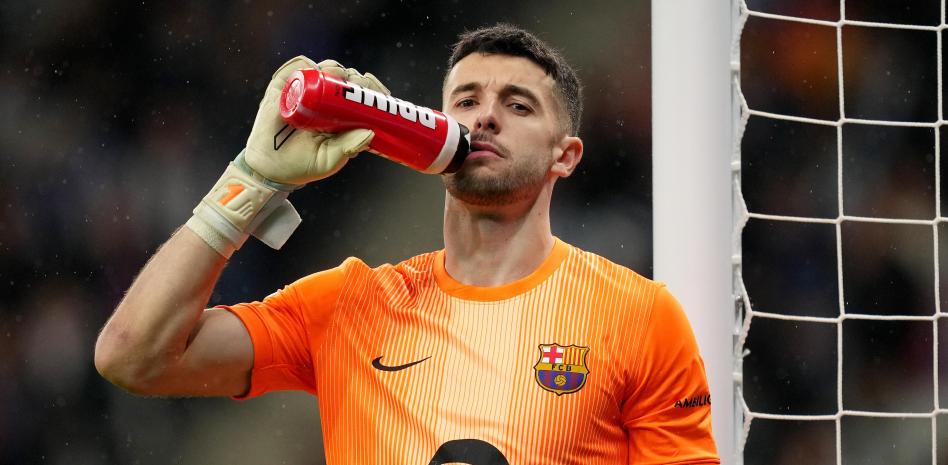 كانيزاريس يفجّر قنبلة حراس إسبانيا قبل المونديال 1 خوان غارسيا