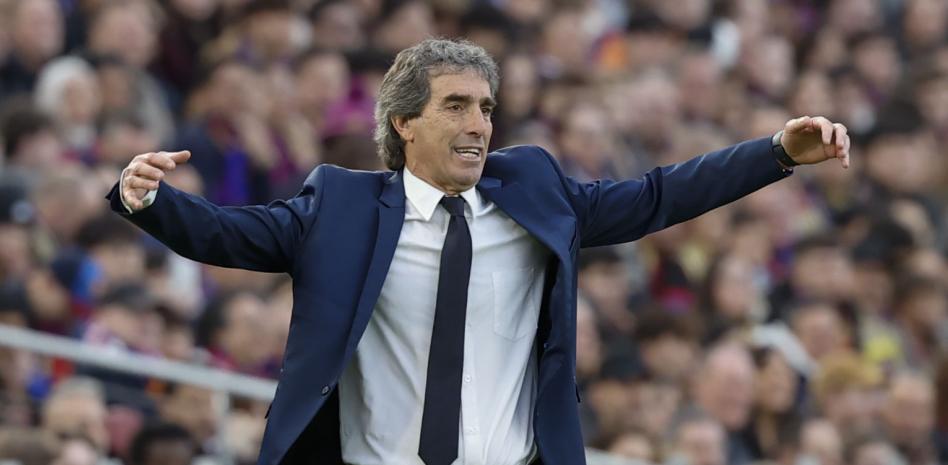 مدرب أوفييدو، غييرمو ألمادا