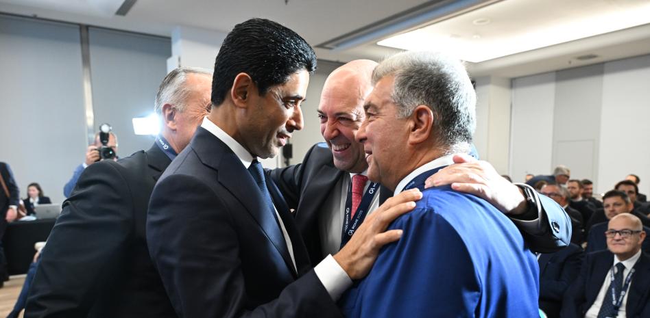 خوان لابورتا و الخليفي