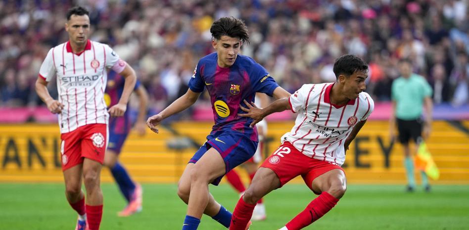 فيتور ريس، الذي تجاوزه توني فرنانديز في مباراة الذهاب بين برشلونة وجيرونا