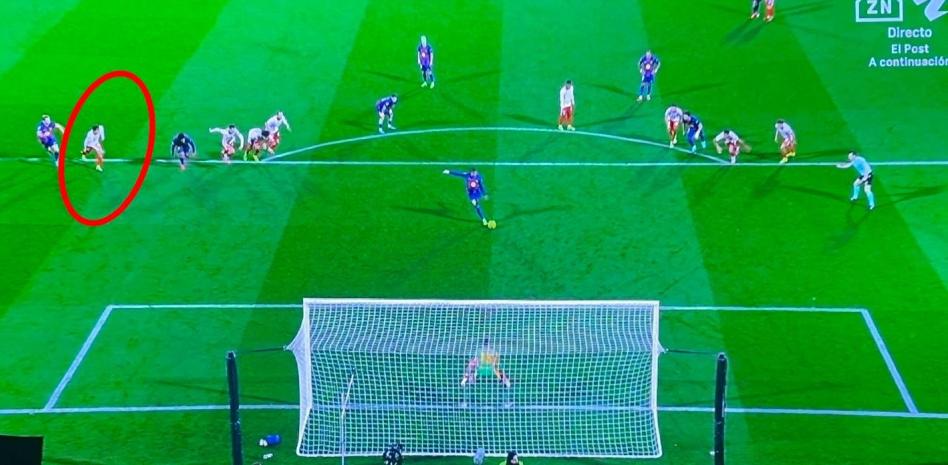 ركلة جزاء لامين يامال