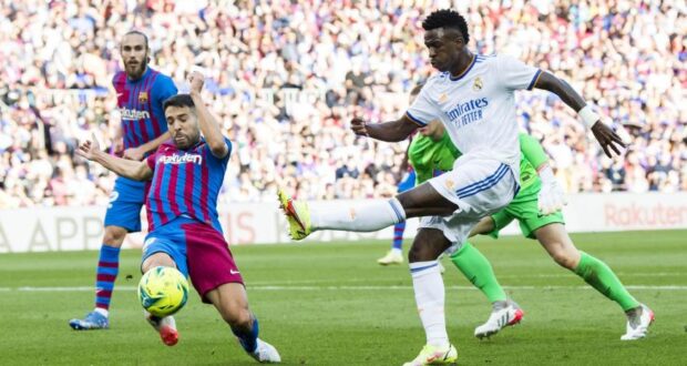 أندريه كوري: “فينيسيوس عاشق لبرشلونة ؛ بكى مع 6-1 ضد باريس سان جيرمان” 1 فينيسيوس و جوردي ألبا