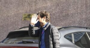 أليماني و ريفيرتر ، في برشلونة بعد التفاوض من أجل فيران توريس 5 أليماني