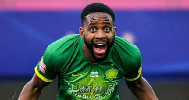 باكامبو ، ‘9’ المرتبط ببرشلونة ، حر 1 سيدريك باكامبو