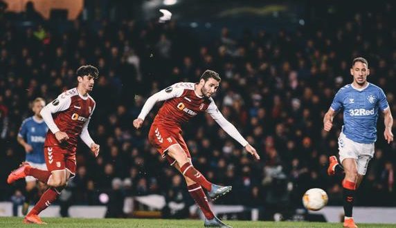 أبيل رويز و ترينكاو