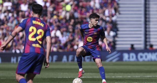 "القائد الصامت" الذي لا يمس في برشلونة 1 باو كوبارسي