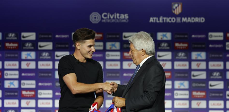 سيريزو و خوليان ألفاريز