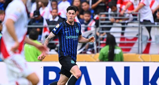 برشلونة يتلقى رسالة عاجلة من باستوني 1 باستوني